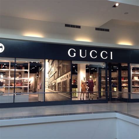 arezzo outlet gucci|Altro.